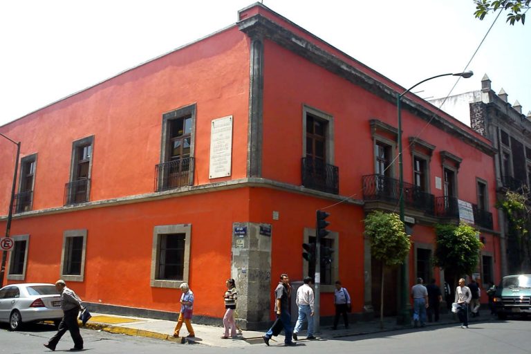Casa Leona Vicario