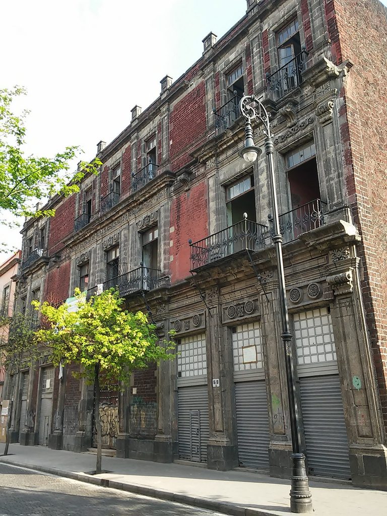 Palacio del Conde de Regla, Rep. de El Salvador | Mexico City