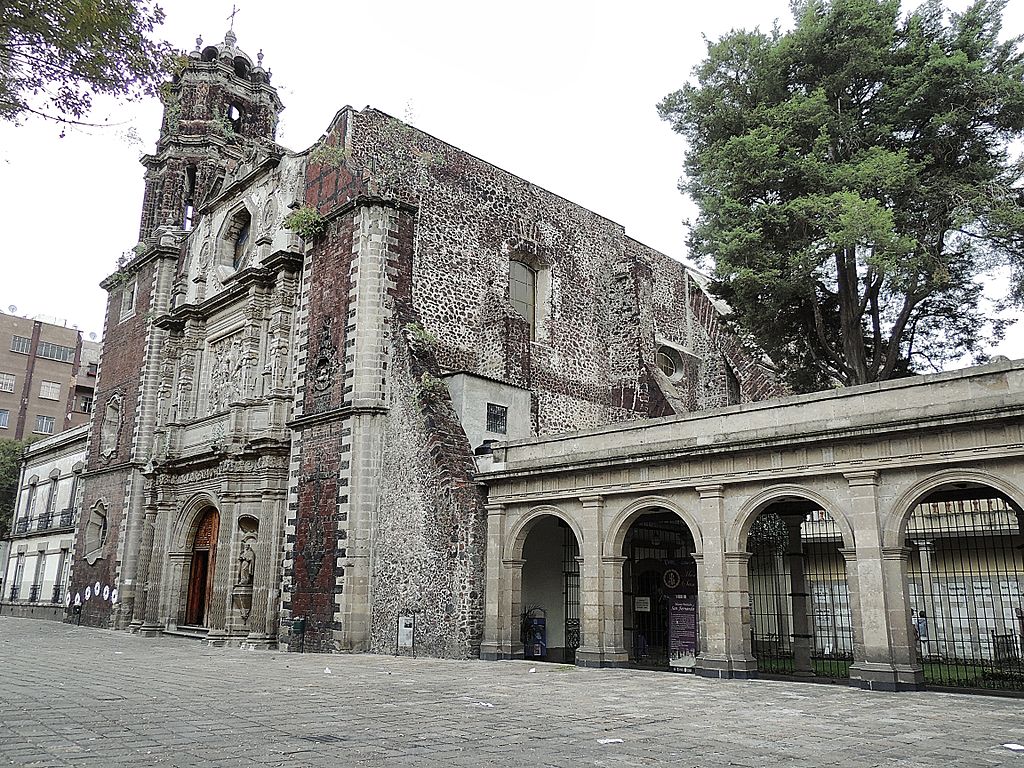 San Fernando Church and Cemetery - among Mexico City's oldest.