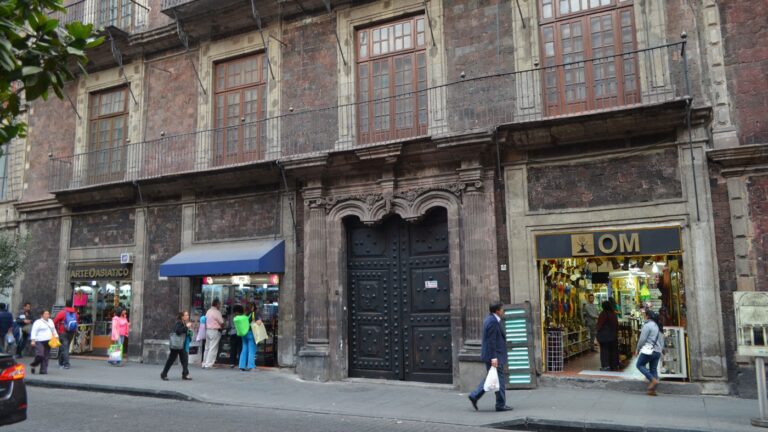 Casa del Conde de la Torre Cosío