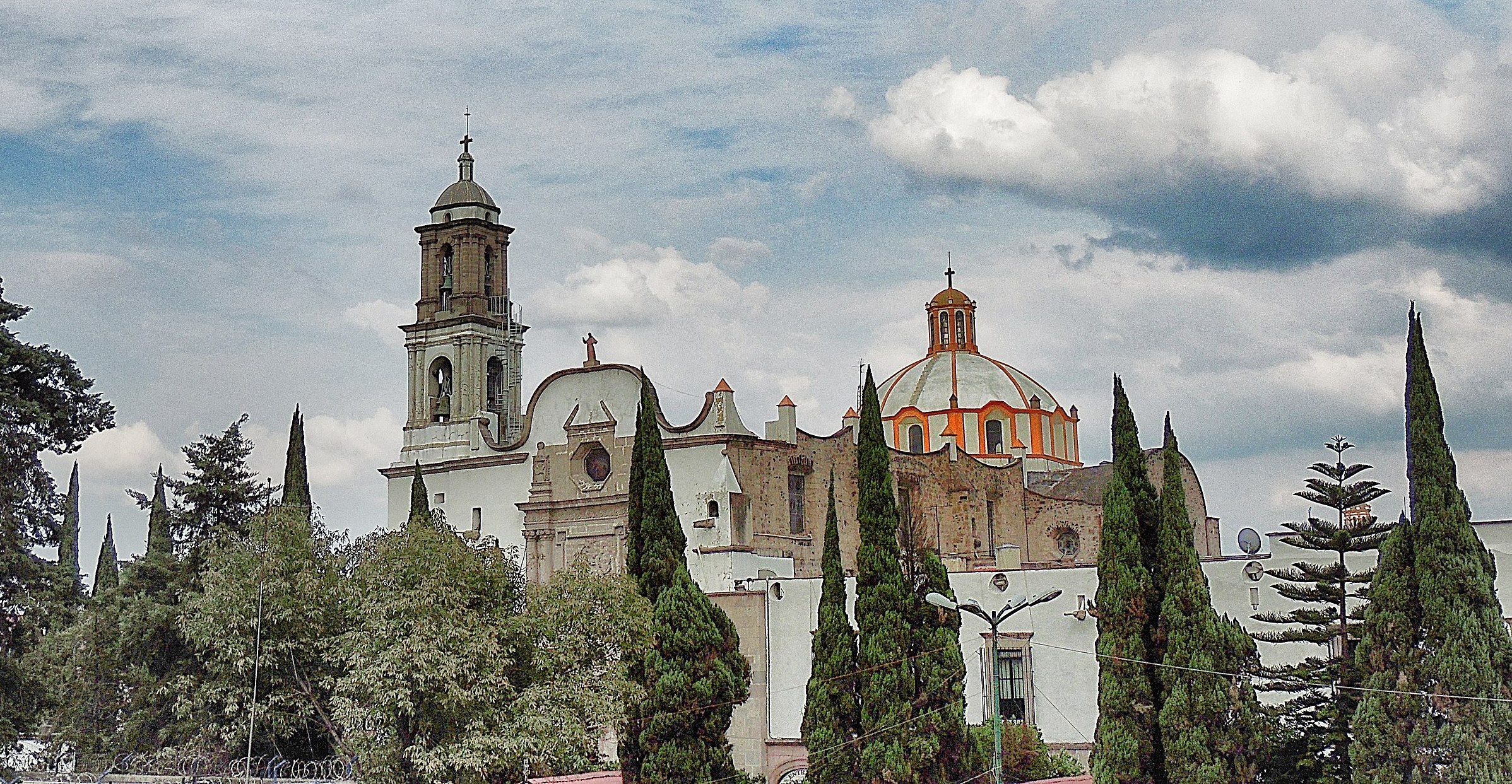 Templo_y_Convento_de_San_Gabriel
