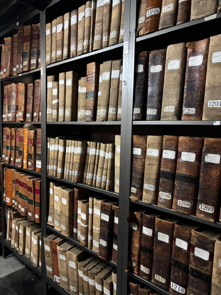 Archivo Histórico de la Ciudad de México (Casa de los Condes de Heras)