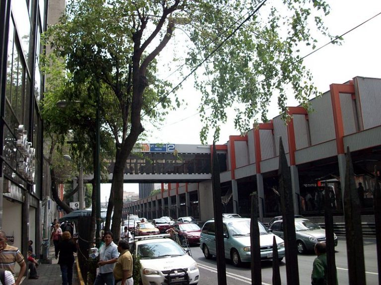 Metro San Antonio Abad, Calzada de Tlalpan | Mexico City