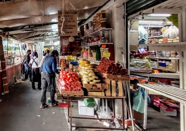Mercado de Dulces Ampudia, La Merced