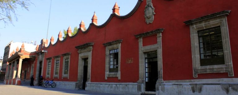 科約阿坎老市政廳科爾特斯議院