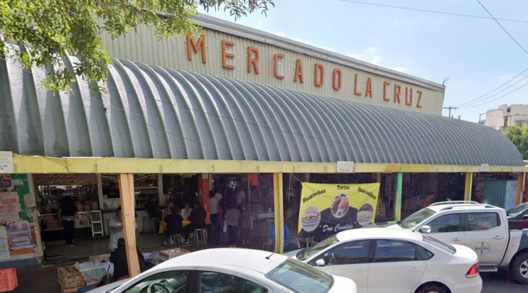 Mercado La Cruz Coyuca