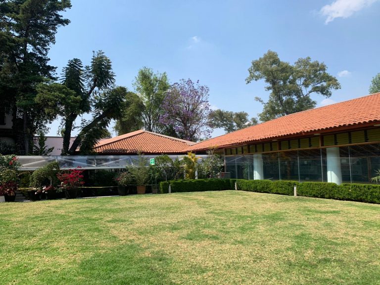 Centro Cultural y Social Veracruzano / Teatro Rafael Solana